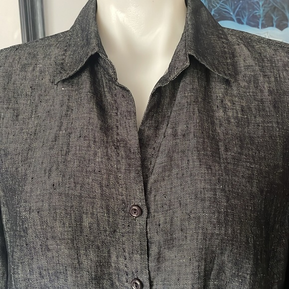 Liz Claiborne Tops - Linen Blouse